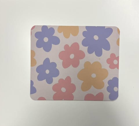 Pastel Retro Flower Mouse Pad – Cute Floral Desk Mat, Groovy Daisy Pattern, Aesthetic Office Decor for Her