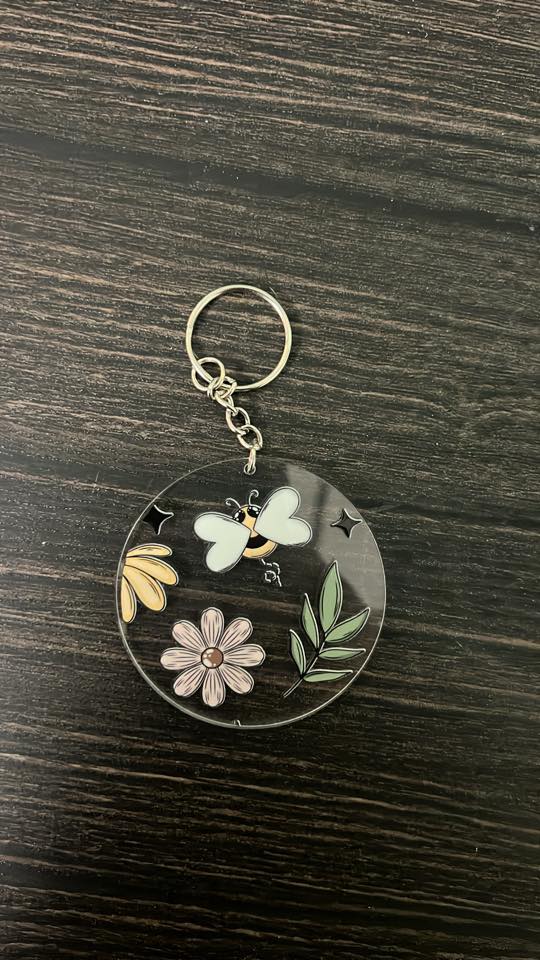 Bee and Floral Acrylic Keychain – Clear Honeybee Charm with Flowers & Leaves