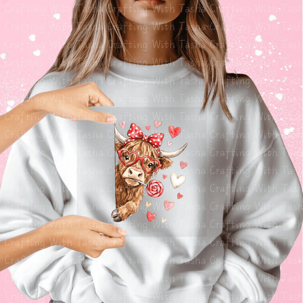 Valentine Highland Cow DTF Transfer – Cute Cow Artwork for Shirts & Cups (Variation 1)